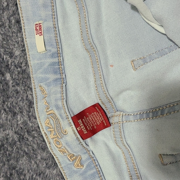 Super Skinny Arizona Jeans, size 15 Average - Picture 6 of 6